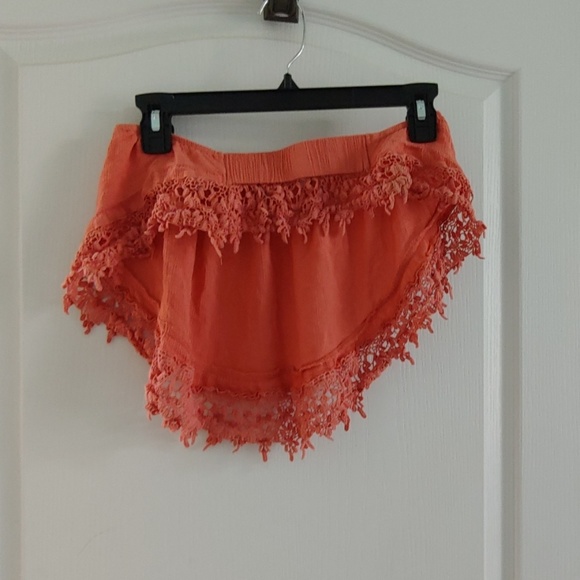 Strapless Top - Picture 2 of 3